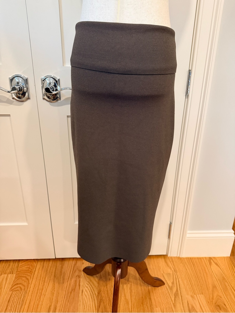 MM Lafleur Harlem Olive Fold-over Waist Pencil Skirt - Picture 9 of 13